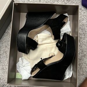 BCBG MAXAZARIA black wedges